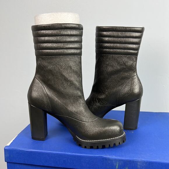 STUART WEITZMAN Isobel Crinkled Leather Boots Asphalt color made in Spain - Picture 6 of 10